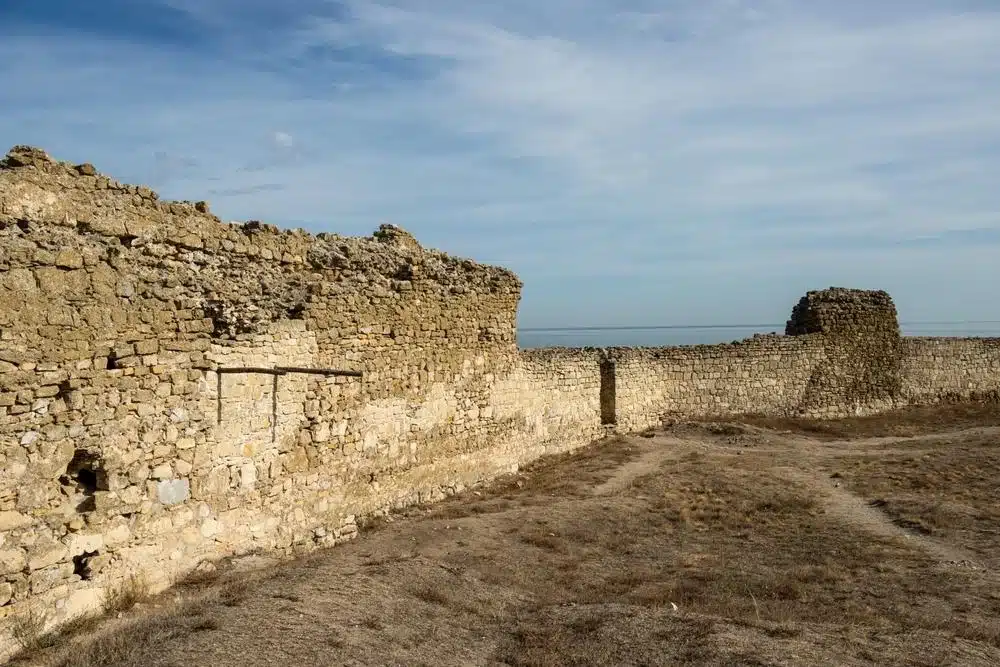 Cetatea Enisala la interior